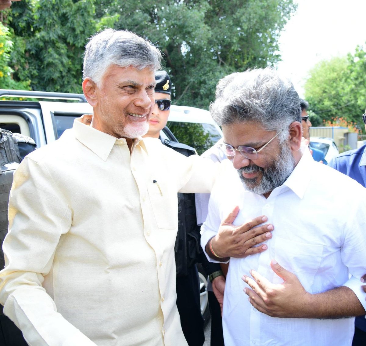 Talikota Hari Krishna greeting TDP National President N. Chandrababu Naidu